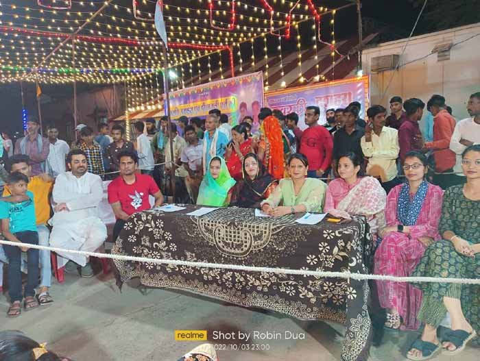 Khirkiya News.jpeg Khirkiya News: एकल नृत्य प्रतियोगिता में गरिमा ने जीता प्रथम पुरस्कार, वर्षा दूसरे और भूमिका तीसरे स्थान पर