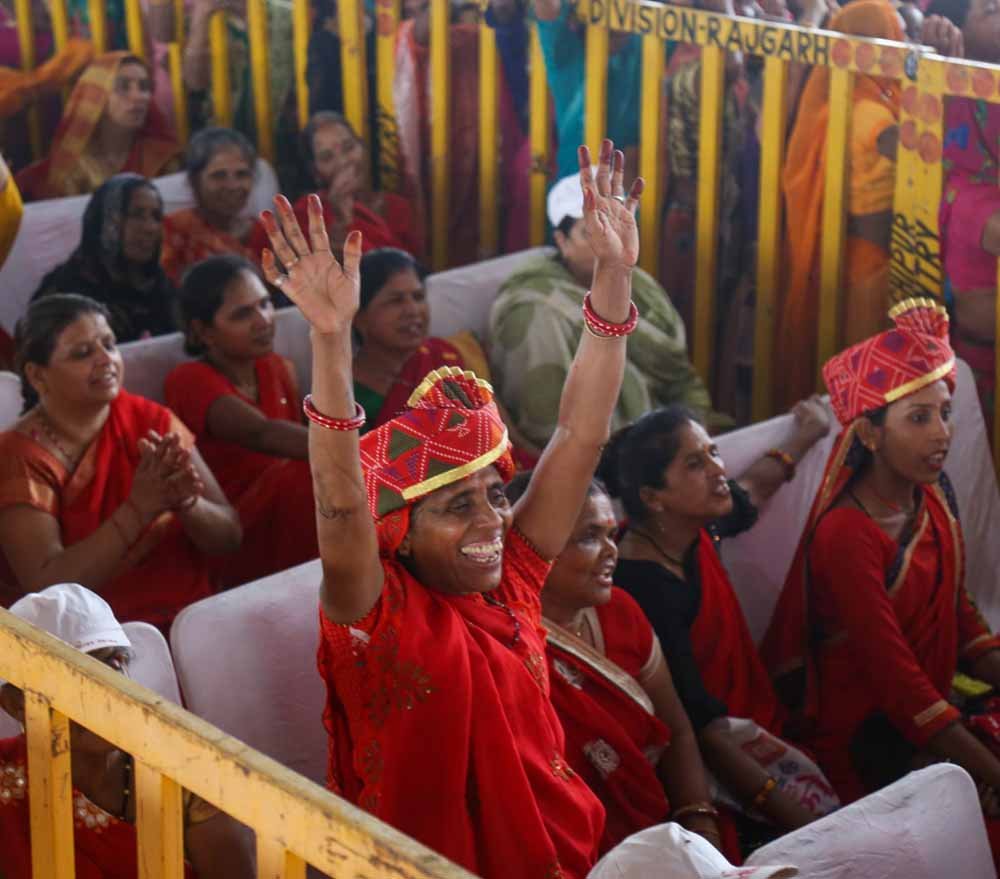 3 29 MP News: गुना जिले के राघौगढ़ में हुआ मुख्यमंत्री लाड़ली बहना सम्मलेन, मुख्यमंत्री शिवराज सिंह चौहान ने कहा 10 जुलाई को बहनों के खाते में आएगी दूसरी किस्त