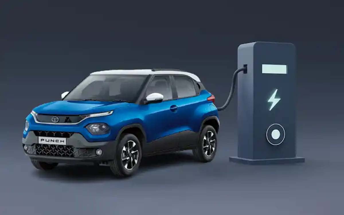 TATA Punch EV Upcoming EV: इन 3 इलेक्ट्रिक गाड़ियों की कीमत होगी 10 लाख से कम, जानें कब होंगी लॉन्च