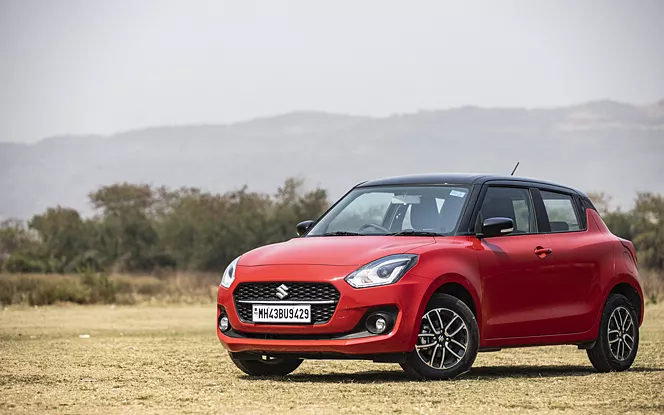 Maruti Swift Maruti Car Discount: मारुति की कारों पर मिल रहा 65,000 तक का डिस्काउंट, देखें किस कार पर कितनी होगी बचत